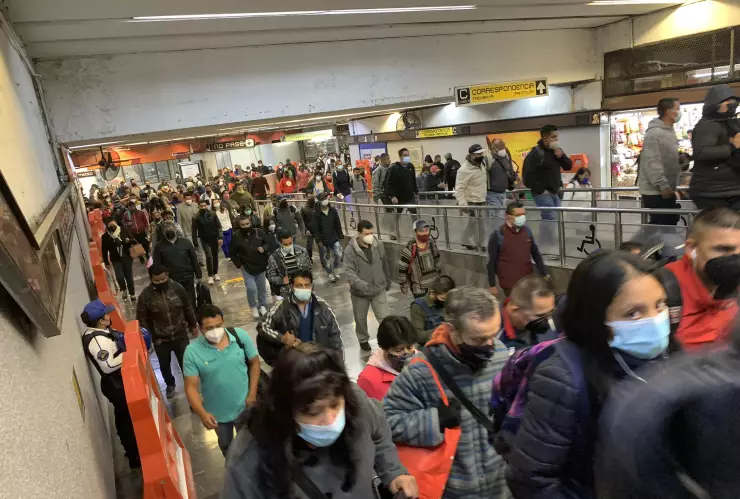 Metro CDMX: Hay retrasos de 15 minutos en la Línea 3