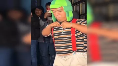 MEDIO METRO BAILANDO