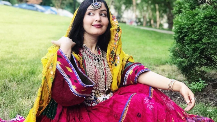 ropa tradicional afganas talibanes.jpg
