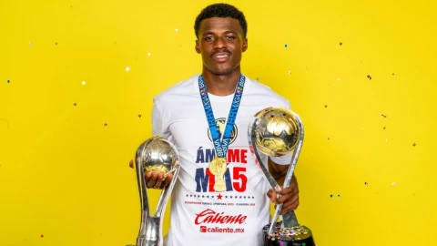 Javairo Dilrosun campeón con el América