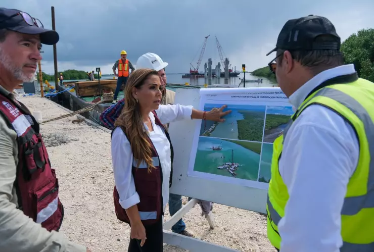 Avanzan las obras del Puente Nichupté en Cancún