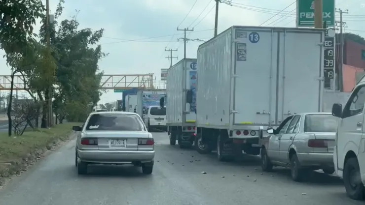 paro-de-transportistas-carreteras-de-México-inseguridad-de-carreteras-paro-nacional-carreteras-cerradas-alternativas-viales