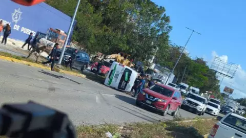 ACCIDENTE CARRETERA PUERTO MORELOS