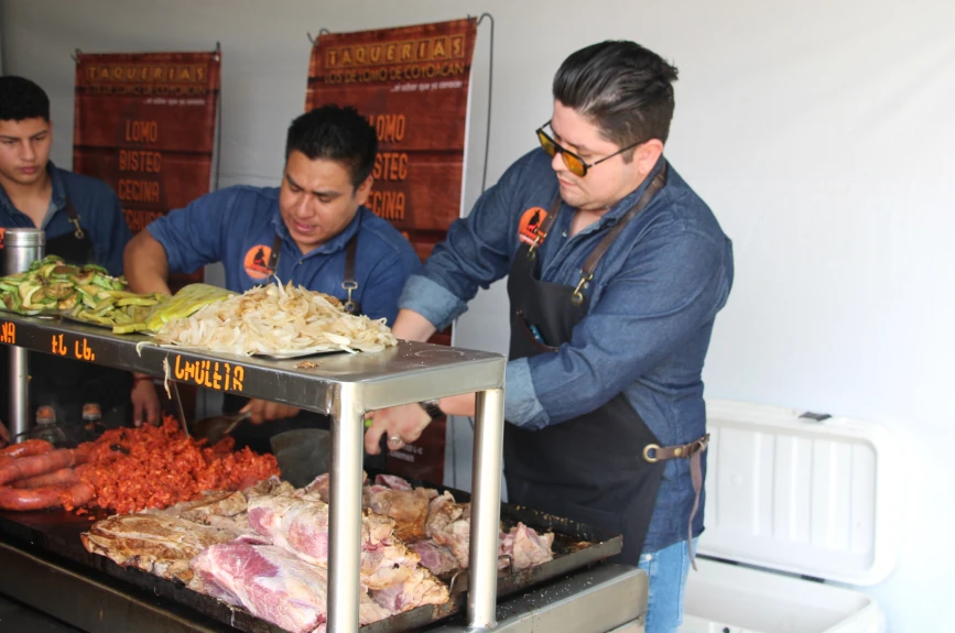 Ricos y deliciosos platillos tuvimos en el centro de acopio