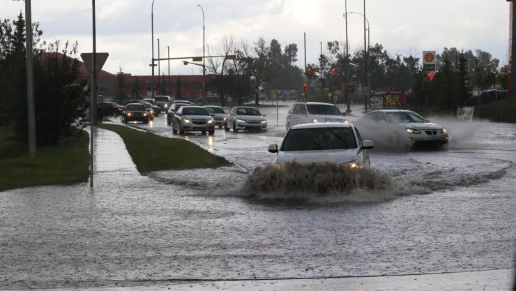 Inundaciones en San Pedro Tlaquepaque llegan el metro de altura dónde ocurrió