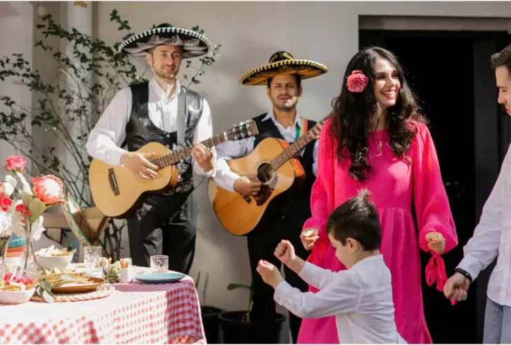 ¡A sacar del cochinito! Esto cuesta un mariachi en Aguascalientes por los festejos del Día de las Madres