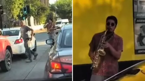 Pelea entre conductores viene con soundtrack en vivo.jpg