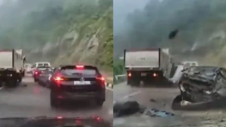 Enorme piedra aplasta tres autos