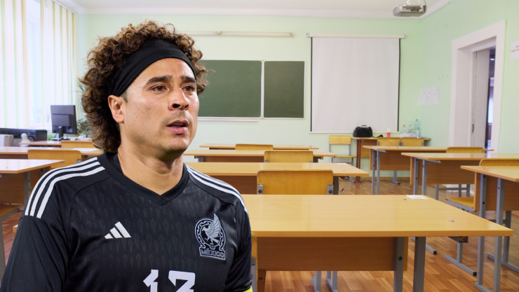 Guillermo Ochoa y su nivel de estudios