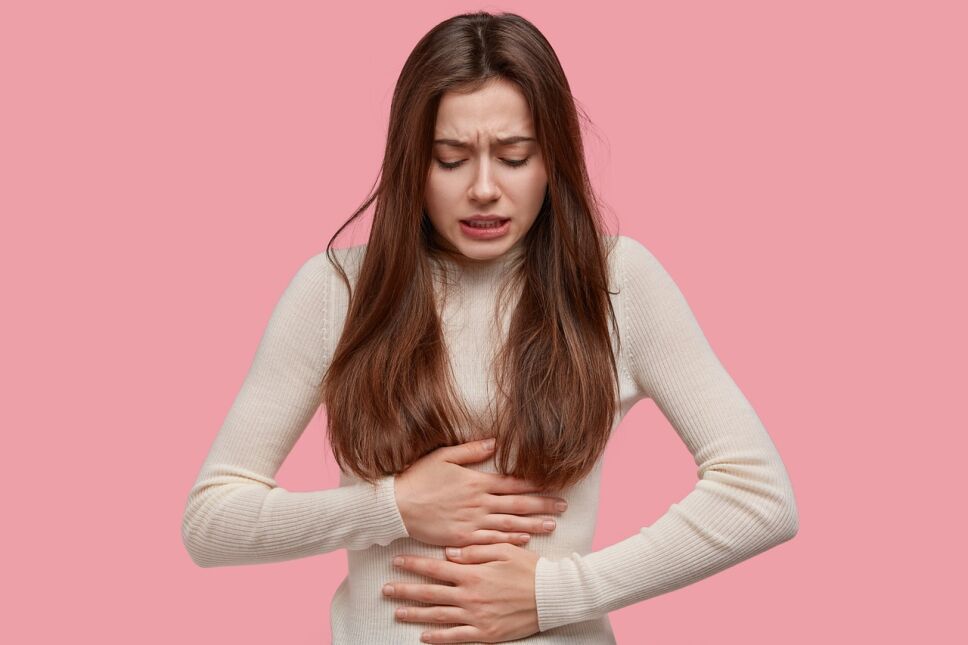 Morena propone permiso laboral a mujeres con cólicos por menstruación