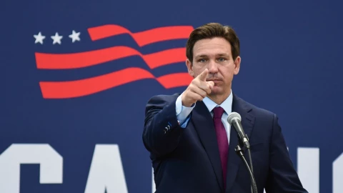 El gobernador de Florida, Ron DeSantis.