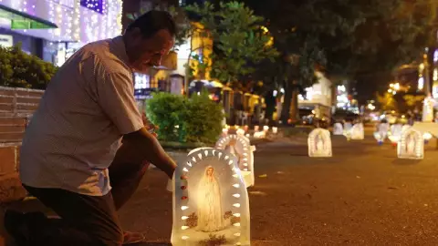 DÍA DE LAS VELITAS EN COLOMBIA