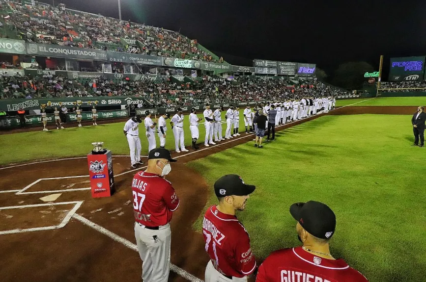 Leones vs Toros Juego 3 Serie del REY