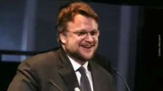 Guillermo Del Toro feliz.jpg