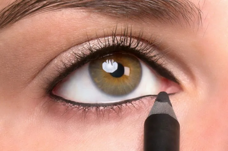 eyelinerinvisible.jpg