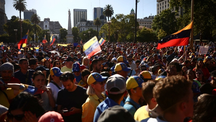 La Embajada de México en Venezuela informa a la comunidad mexicana sobre un número de emergencia.