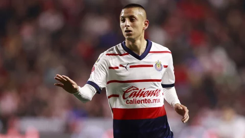 El Piojo Alvarado con Chivas