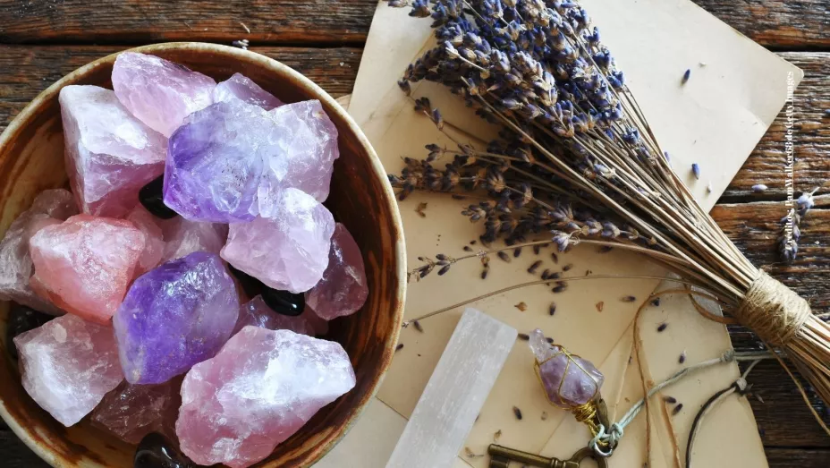 5 cuarzos que te ayudarán a potenciar tu energía en la temporada de Libra 2023