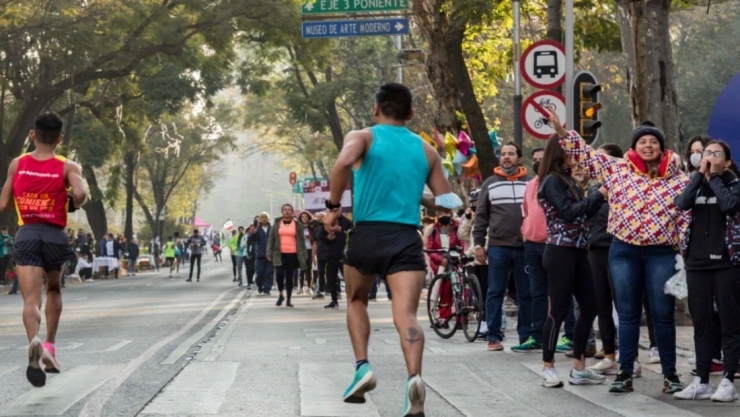 Medio Maratón 2022 Metro CDMX corredores
