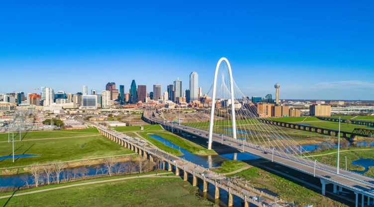 Día soleado en Dallas, Texas