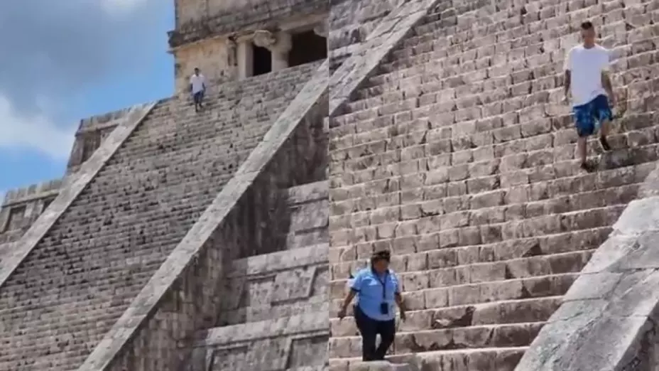¿Otra vez? Turista sube a la pirámide de Chichén Itzá; hay indignación