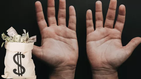 Quiromancia: cómo tus manos pueden revelar cómo será tu futuro financiero