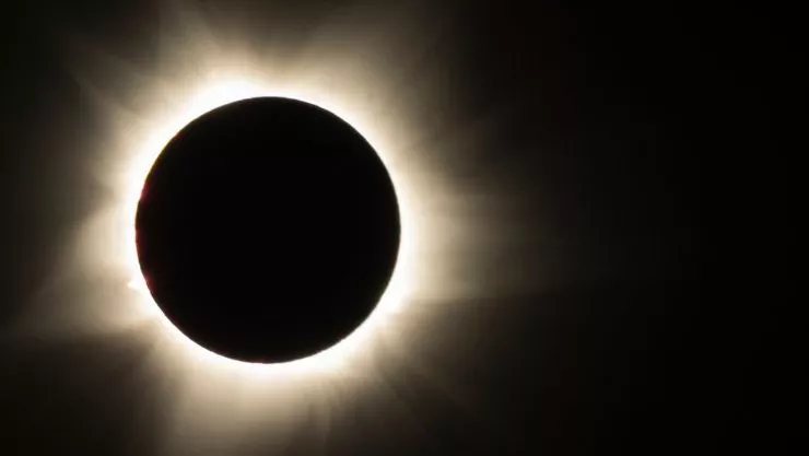 Eclipse total de sol más largo del siglo XXI