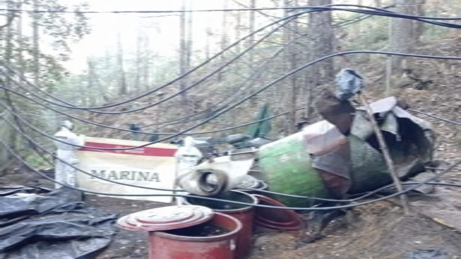 Marina destrucción laboratorios (1).jpg