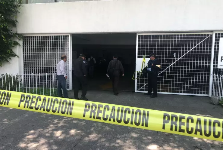 Matan a un hombre en un estacionamiento de un Banco