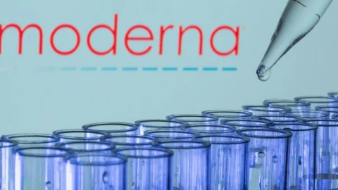 vacuna covid 19 moderna fda