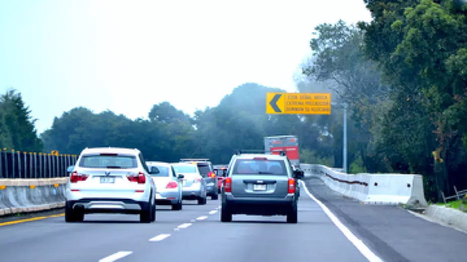 Autopista México-Cuernavaca.