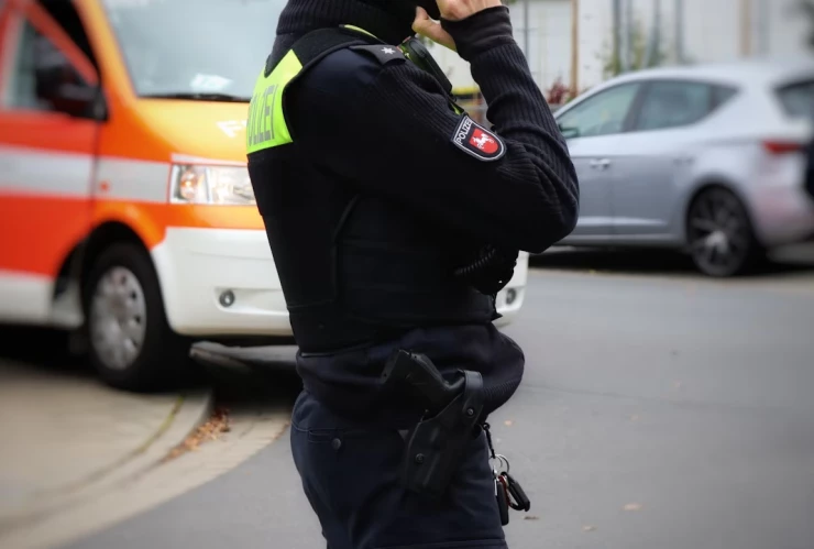 Se vuelve loco al saber que su ex se mudaría de casa: la balea, ejecuta a la tía y se quita la vida 