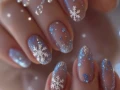 10 ideas de uñas copo de nieve para presumir en Navidad