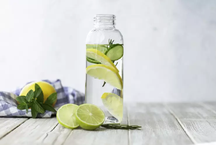 El limón y su impacto en la salud; estos son los nutrientes que aporta al cuerpo.jpg