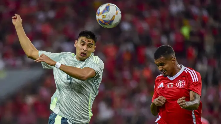 Memote Martínez vs Inter de Porto Alegre