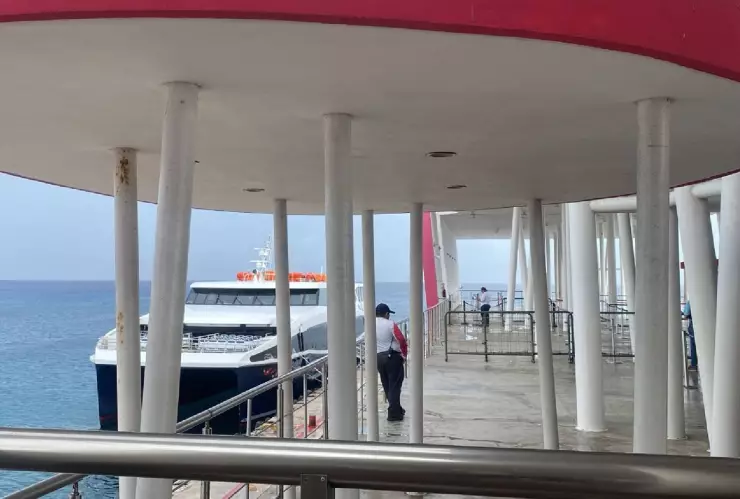 Cierran puerto en Quintana Roo por mal clima hoy 17 de junio.jpg