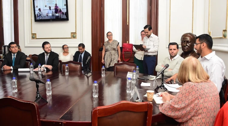 Comisión Anticorrupción.