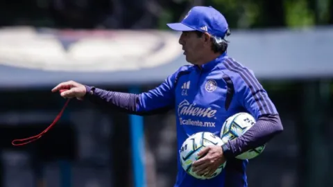 guillermo-almada-aseguro-victor-davila-no-contara-minutos-inicio-torneo