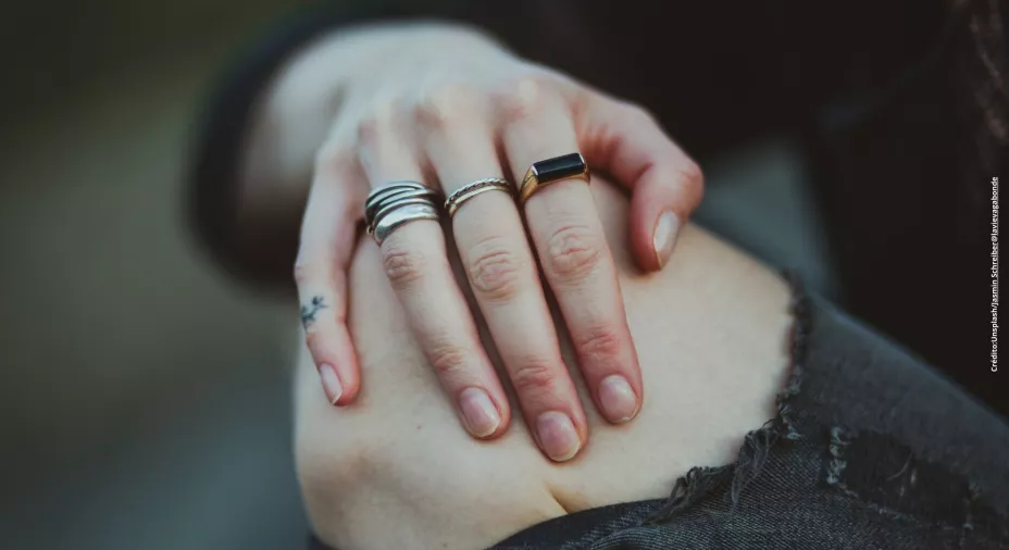 ¿Cómo aliviar el dolor de rodillas ocasionado por el frío?