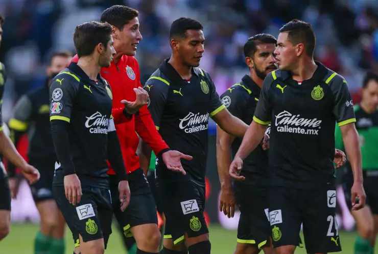 Pavel Pérez Chivas Liga MX