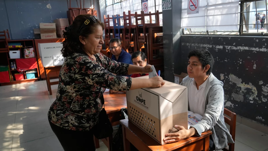 Votaciones en Perú