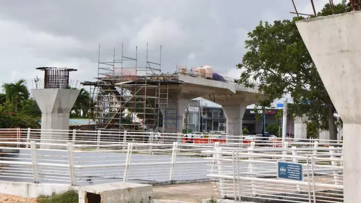 Obras por puente Nichupté genera cambio viales en glorieta Kabah- Colosio.jpg