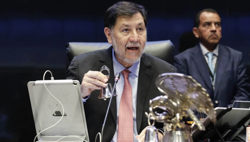 Reforma contra nepotismo y reelección