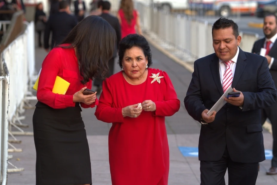 Orden de arresto contra Carmen Salinas