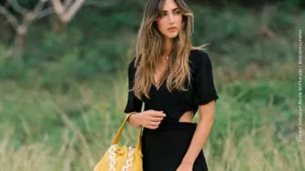 Nicole McPherson en el campo..jpg