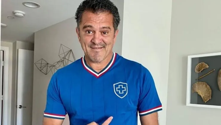 carlos-hermosillo-cruz-azul.jpg