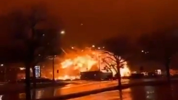 Explosion avion filadelfia 31 enero 2025.jpg