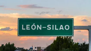 ¿Está cerrada Así está el tráfico vehicular en la carretera León-Silao hoy viernes 28 de noviembre.jpg