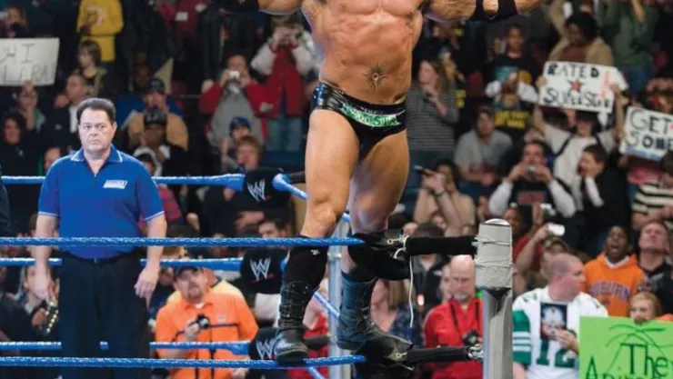 batista-leyenda-wwe-bancarrota-2010.jpg