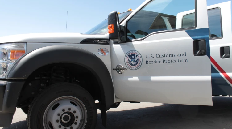 Una camioneta perteneciente a la CBP